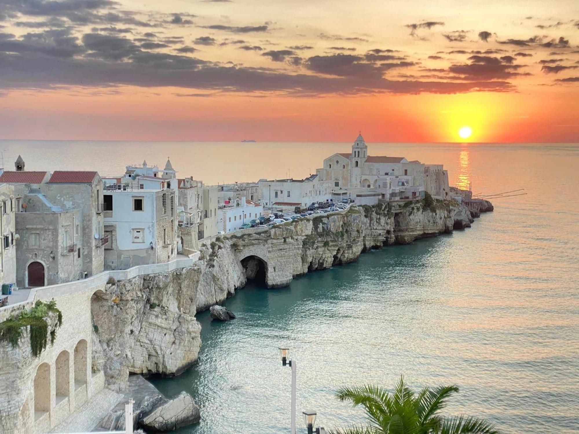 Vieste Suite Экстерьер фото